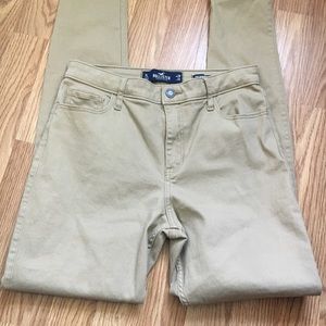 Hollister Khaki high rise super skinny pants 7L